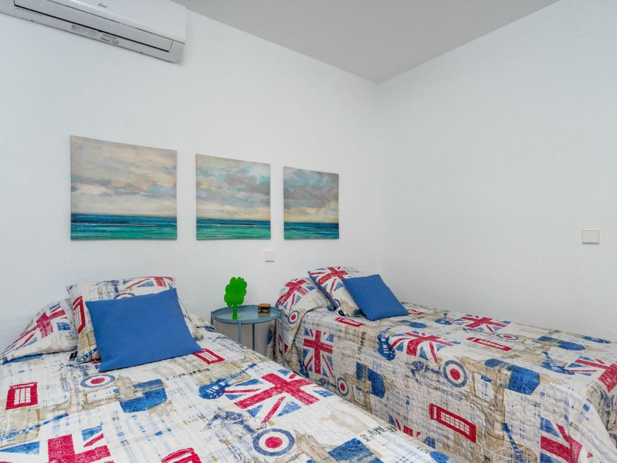 Apartment Carihuela Playa-2 By Interhome Торремолинос Экстерьер фото